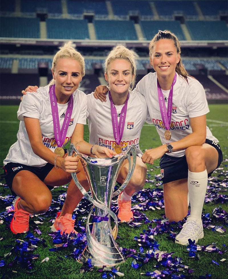 Alex Greenwood Photo No7.
