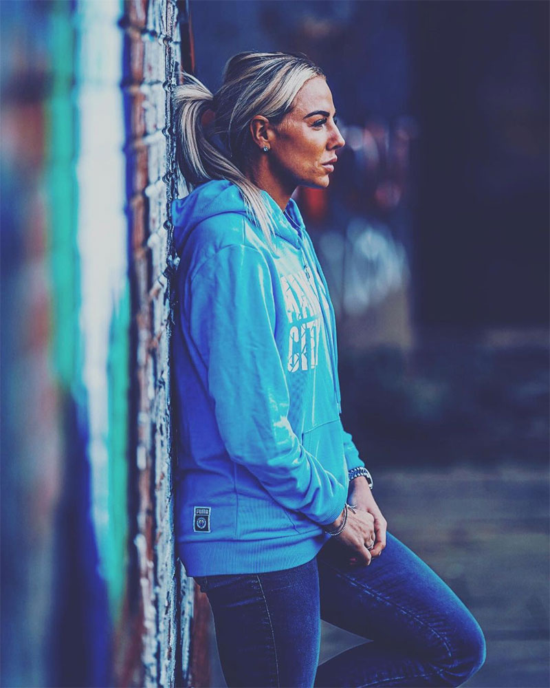Alex Greenwood Photo No9.